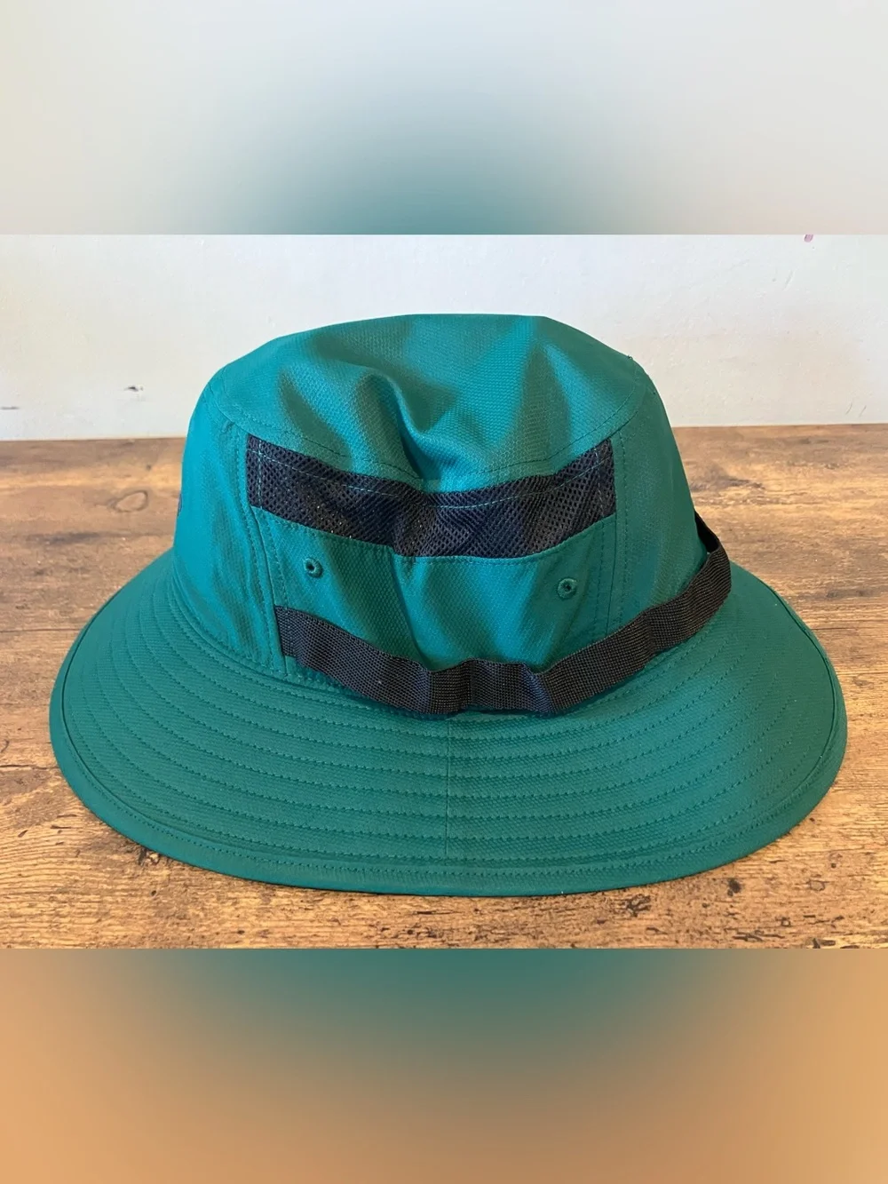 Adidas bucket hat